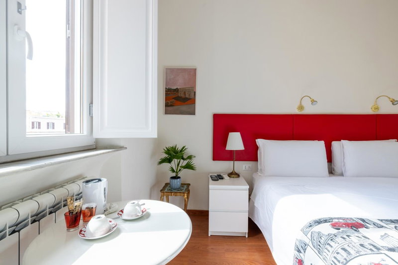 Superior Relais FCollection Temple View, Rome, Italy