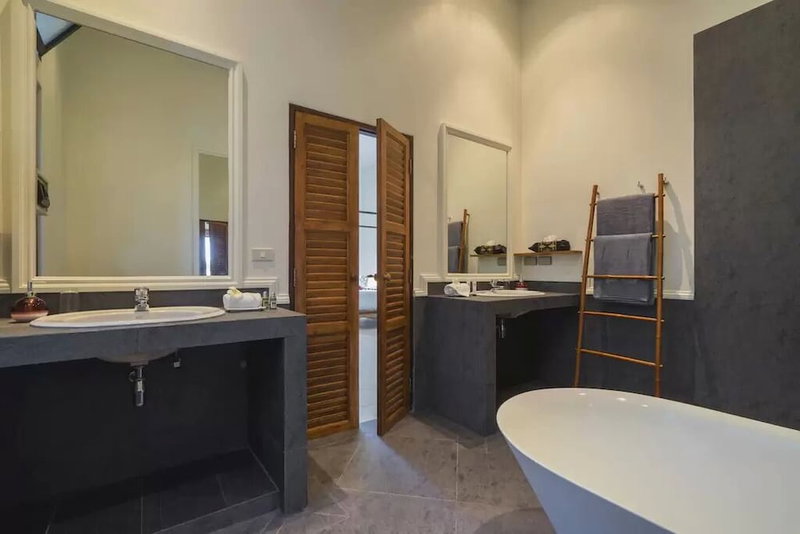 Luxury Private Beachfront Haileng Villa, Wichit, Thailand