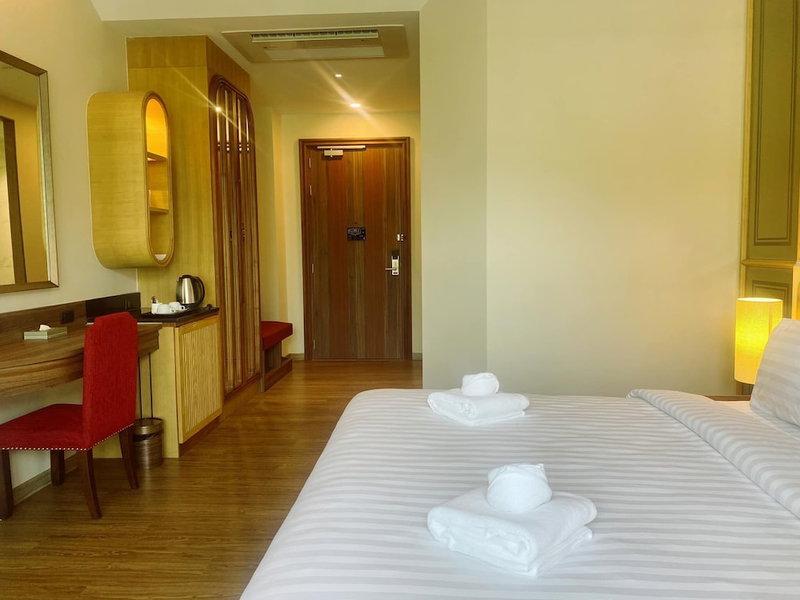 Grand Lord Hotel& Residence, Sattahip, Thailand