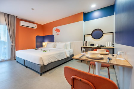PLAAI Plus Hotel Bowin, Pluak Daeng, Thailand