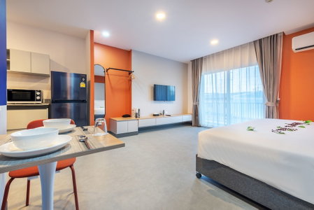 PLAAI Plus Hotel Bowin, Pluak Daeng, Thailand