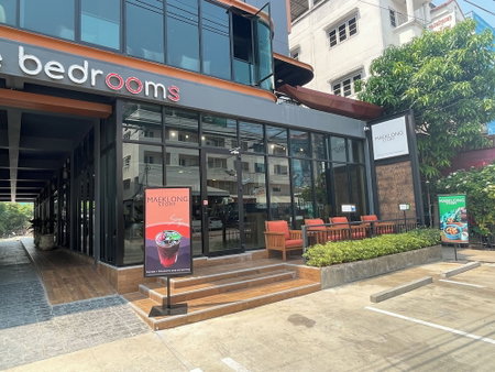 The Bedrooms Maeklong Service Apartment, Samut Songkhram, Thailand