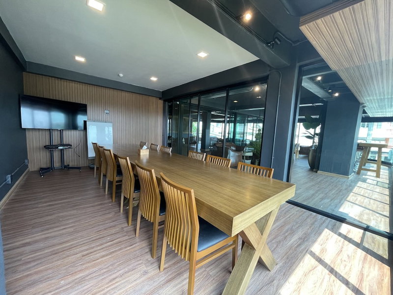 The Bedrooms Maeklong Service Apartment, Samut Songkhram, Thailand