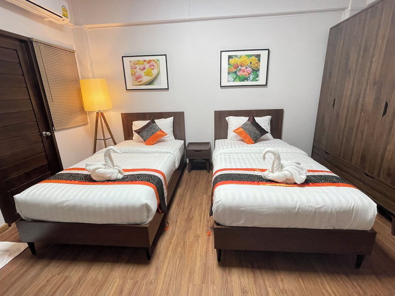 The Bedrooms Maeklong Service Apartment, Samut Songkhram, Thailand