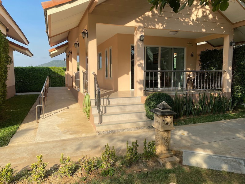 Chang Noi wheelchair accessible resort, Pranburi, Thailand
