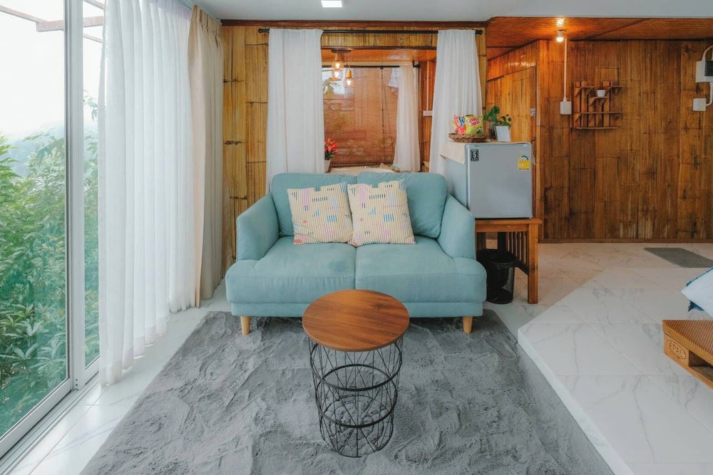 Hotel · NJ Homestay, Mae Rim