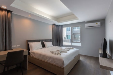 Tisha Hotel, Bang Sao Thong, Thailand