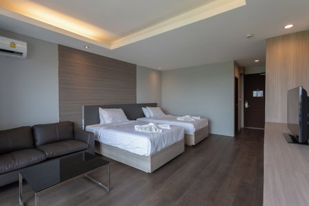 Tisha Hotel, Bang Sao Thong, Thailand