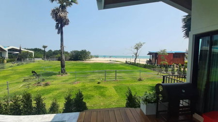 Lom Lay Beach Front Pool Villa Chaam, Huahin, Ban Pak Khlong, Thailand