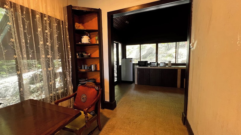Kawarin Secret Hut Hotel and Resort, Ko Pha-ngan, Thailand