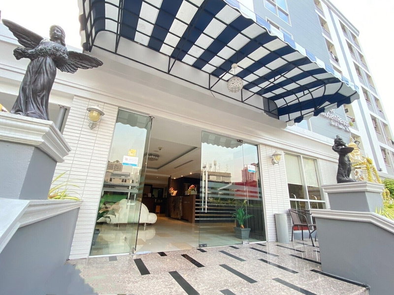 Leelawadee Modern Resort Huaykwang, Bangkok, Thailand