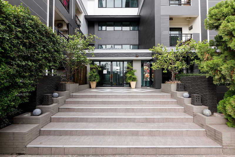 Grand Marina Residence Hotel, Ban Laem Chabang, Thailand