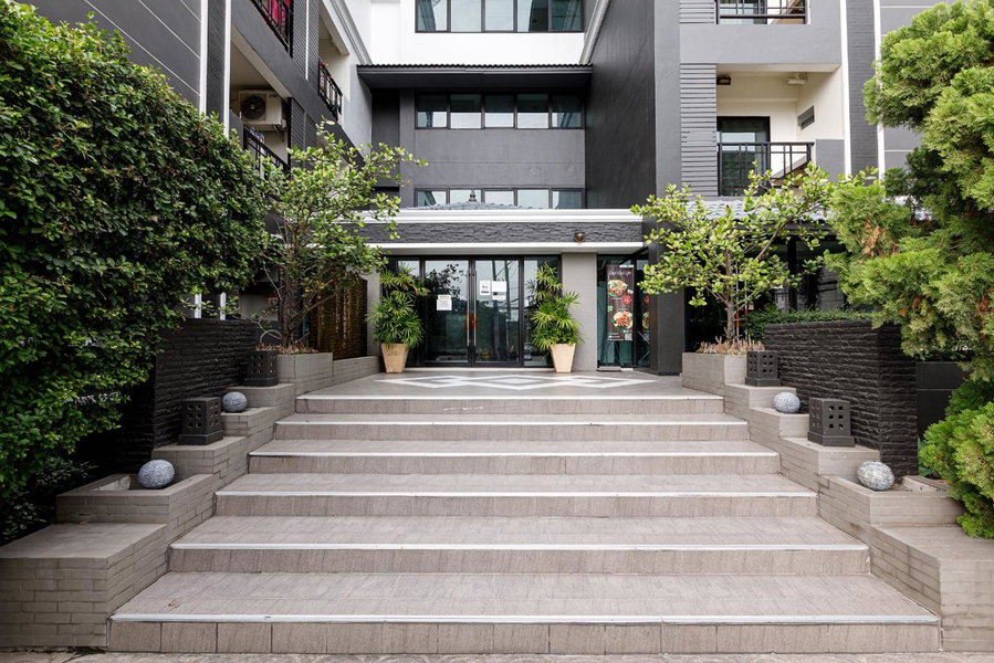 Grand Marina Residence Hotel, Ban Laem Chabang, Thailand