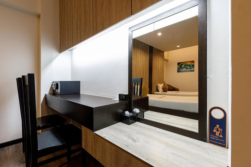 Grand Marina Residence Hotel, Ban Laem Chabang, Thailand