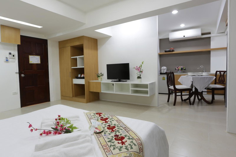Beerapan Hotel, Bangkok, Thailand