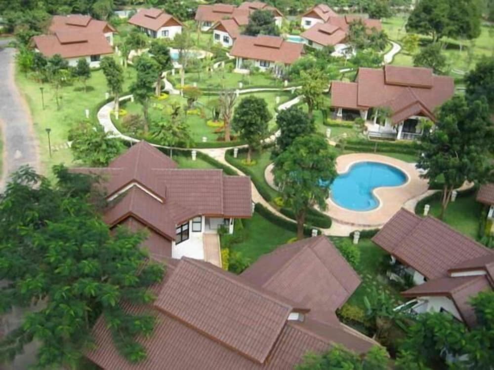 Pang Rujee Resort, Thailand