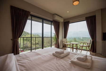 Thanburi Resort, Chom Thong, Thailand