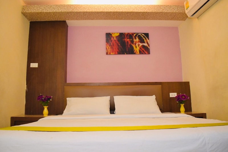 Royal Express Inn Sukhumvit Bangkok, Bangkok, Thailand