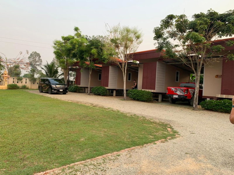 Green House Resort Praduyuen, Uthai Thani, Thailand