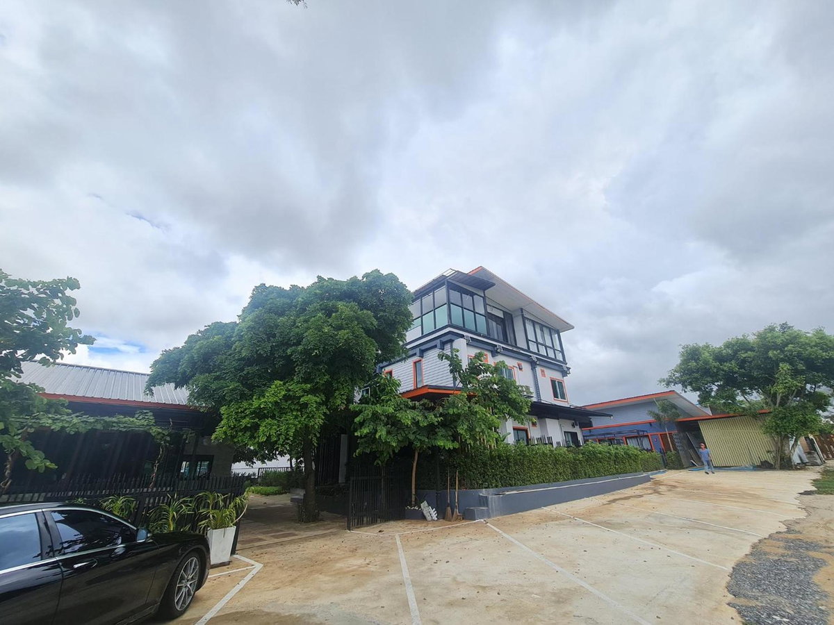 Hotel · 88 ลิฟวิ่ง โฮเทล ปากช่อง, Ban Sathani Bandai Ma