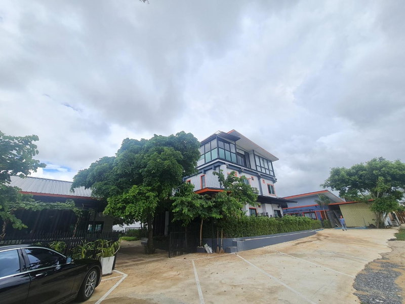 88 ลิฟวิ่ง โฮเทล ปากช่อง, Ban Sathani Bandai Ma, Thailand
