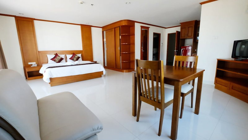 Phu View Talay Resort, Pattaya, Thailand