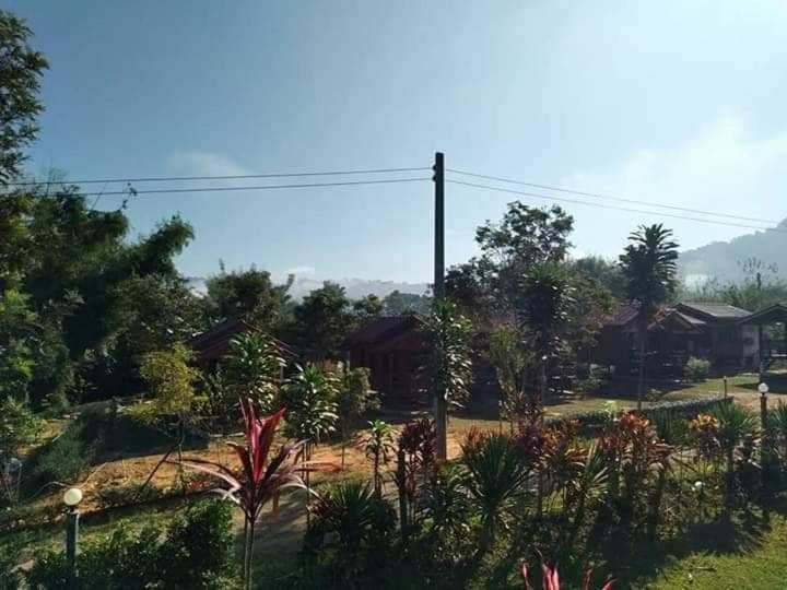 บ้านในสายหมอกบุญแจ้งโฮมสเตย์, Khao Kho, Thailand