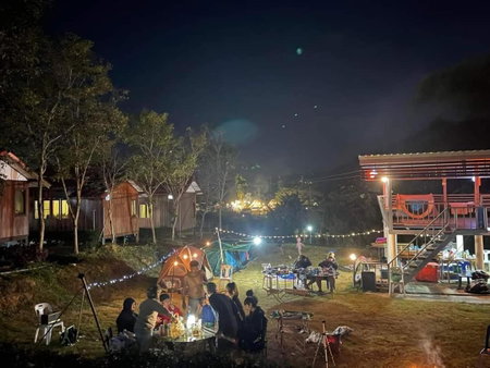 บ้านในสายหมอกบุญแจ้งโฮมสเตย์, Khao Kho, Thailand