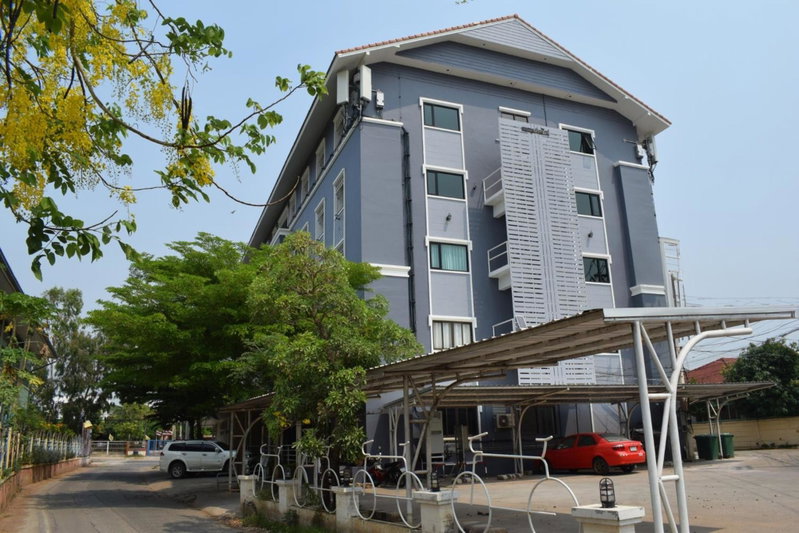 Chonlapruk Lakeside Hotel, Ban Si Than, Thailand