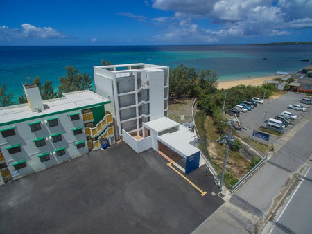 Hotel & Restaurant On the Beach Lue, Motobu, Japan