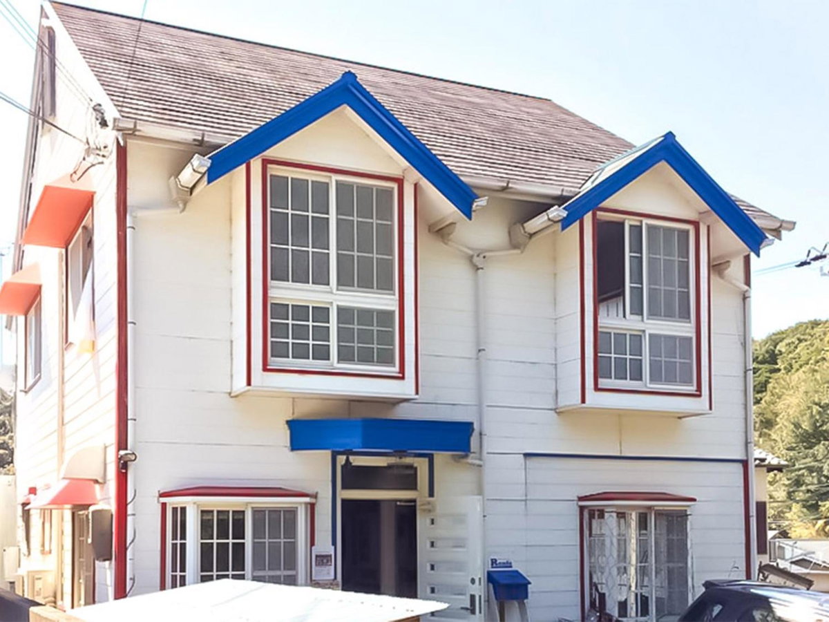 Guest House Shirahama R-cafe - Female Only, Japan