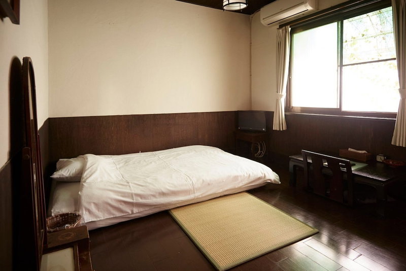 Takeyaso Inn, Amagasaki, Japan