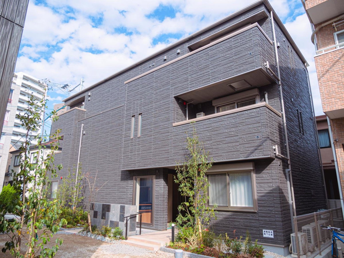 GRAND BASE Sumiyoshi, Japan