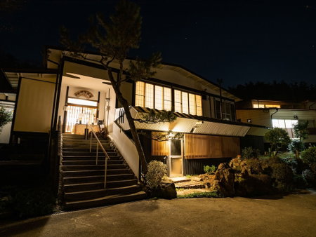 Ohgutekohan Shirasagisou, Shimojo, Japan