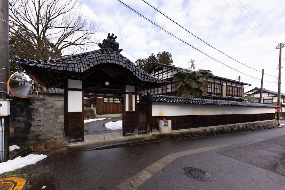 Moritosha, Japan