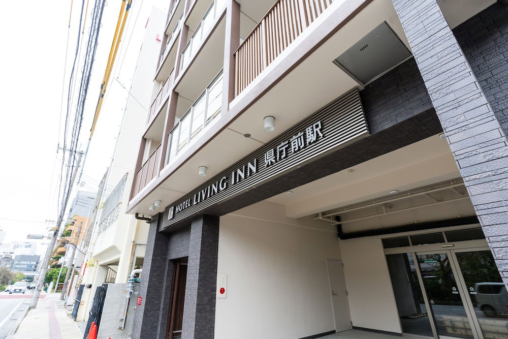 Hotel Living Inn Kenchoumaeeki, Japan