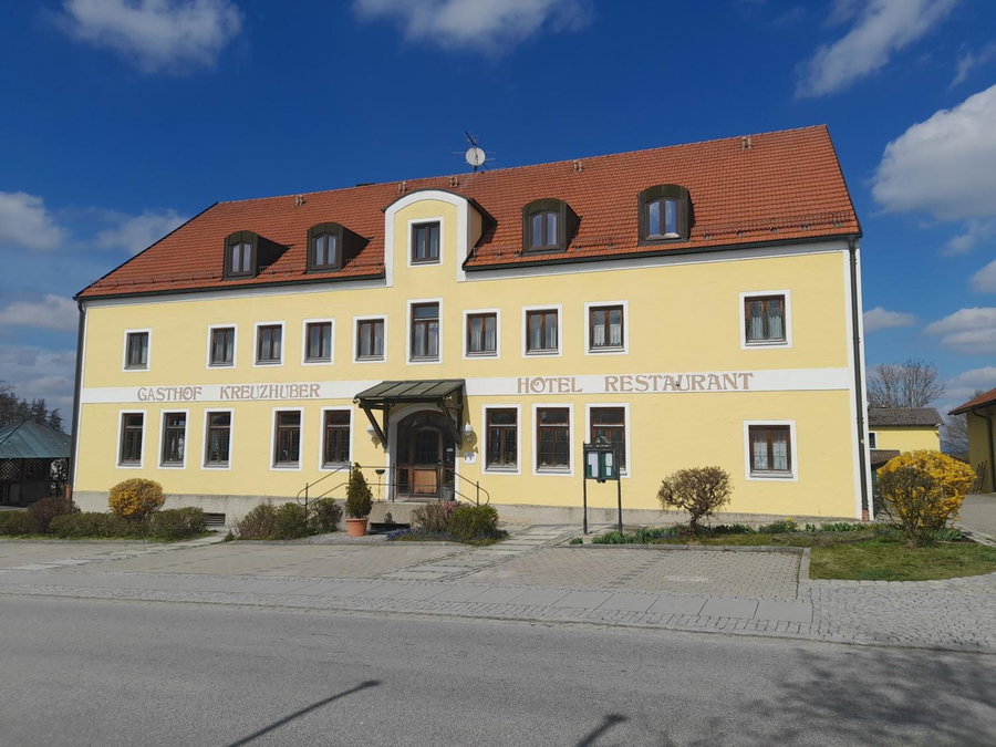 Hotel-Restaurant Kreuzhuber, Neuburg am Inn, Germany