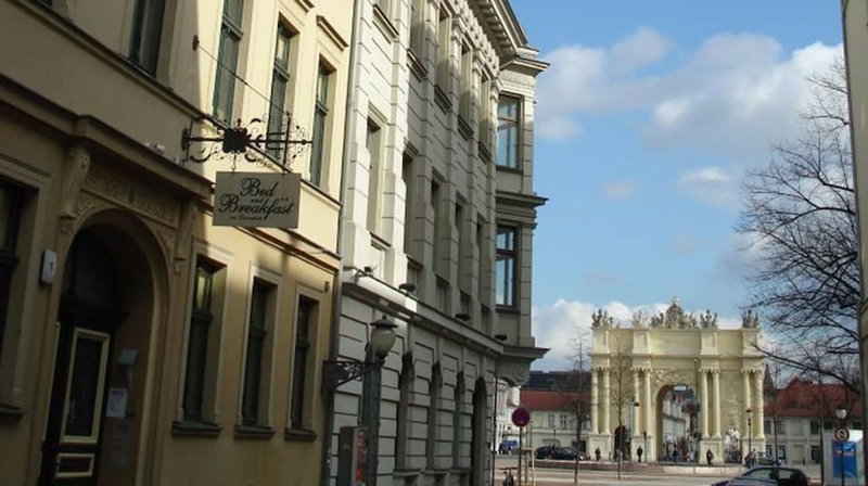 Bed & Breakfast am Luisenplatz, Potsdam, Germany