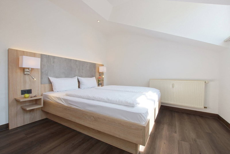 Bed & Breakfast am Luisenplatz, Potsdam, Germany