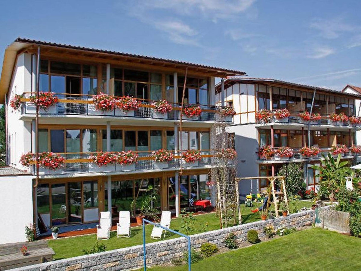 Hotel · Appartement Hotel Seerose, Immenstaad Am Bodensee