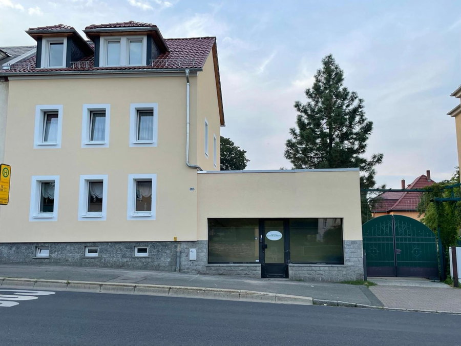 Ferienhaus Landeskrone für 10 Personen mit Sauna, Terrasse, inkl Parkplatz in Dresden, Dresden, Germany