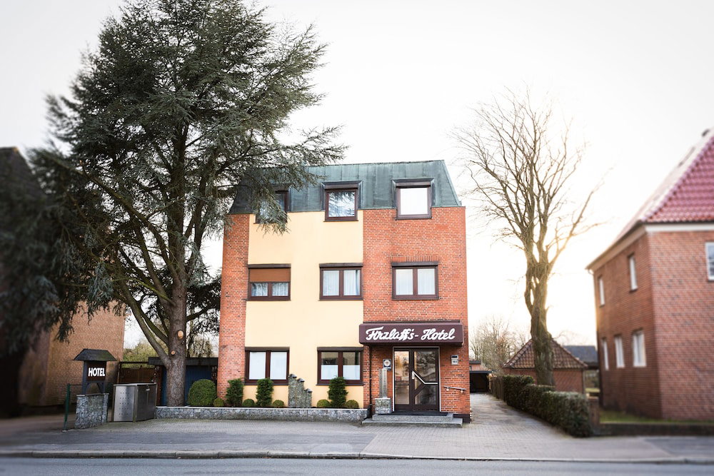 Firzlaffs Hotel Neumünster, Germany