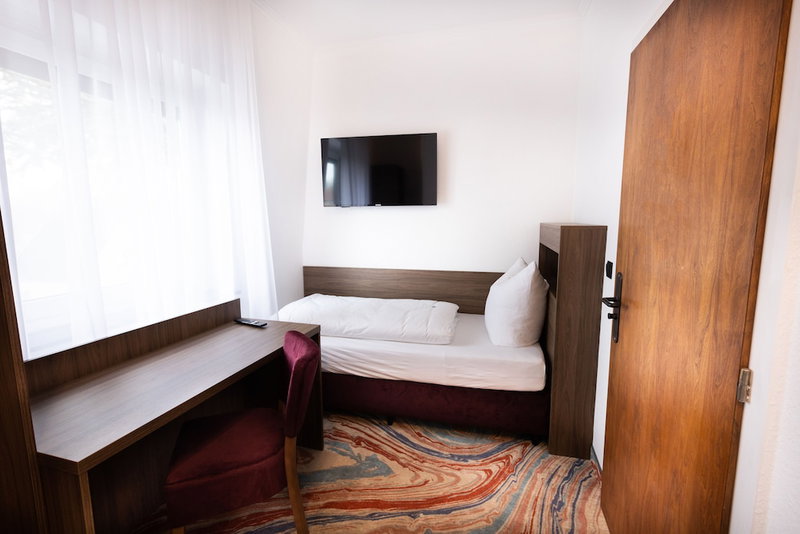Firzlaffs Hotel Neumünster, Neumuenster, Germany