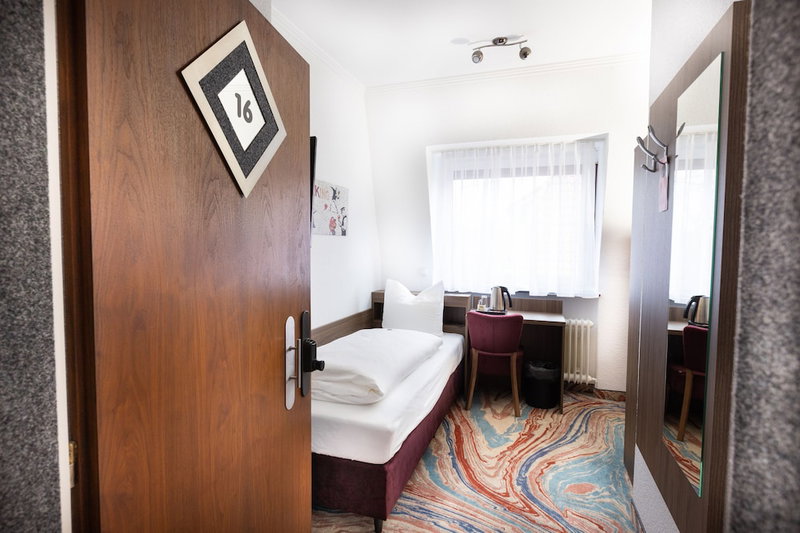 Firzlaffs Hotel Neumünster, Neumuenster, Germany