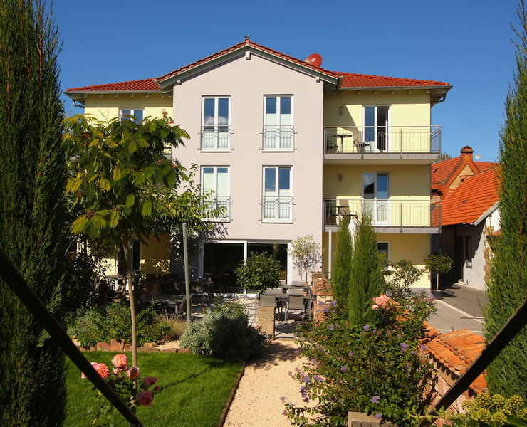Casa Palatina Vinotel, Grosskarlbach, Germany