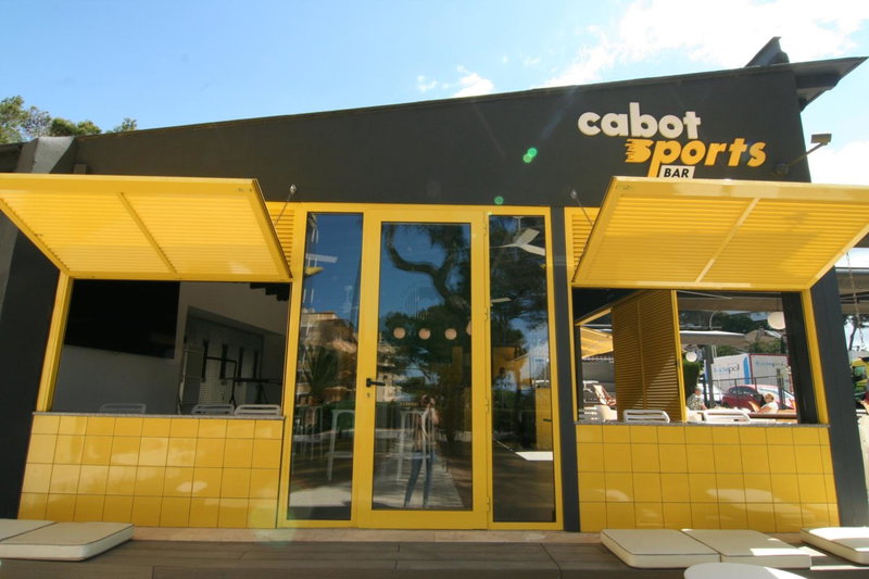 Cabot Tres Torres Apartamentos, Playa de Palma, Spain