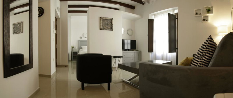 Apartamentos Plaza Nueva, Seville, Spain