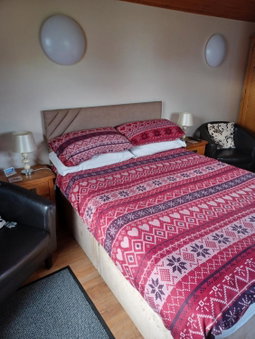 Dunroaming Cabin, Pendine, United Kingdom