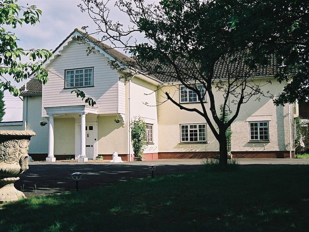 Newmans Hall, United Kingdom
