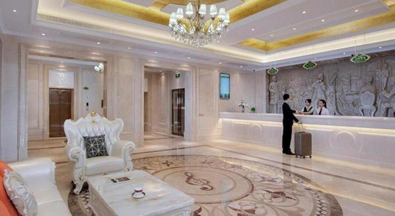 Vienna Hotel Guangdong Huizhou Dayawan Wanda, Huizhou, China